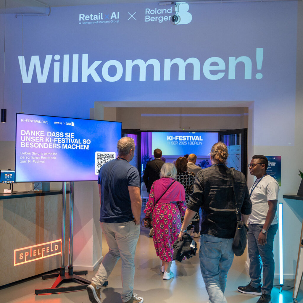 Eingang zum KI-Festival Mit Willkommens-Gruß